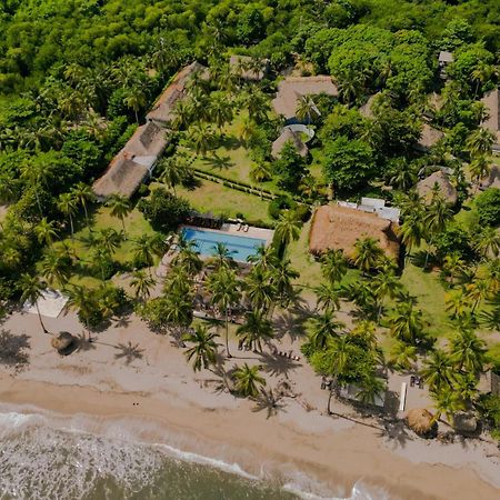 Huku Beach Hostel Palomino Exterior photo