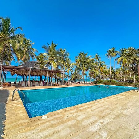 Huku Beach Hostel Palomino Exterior photo