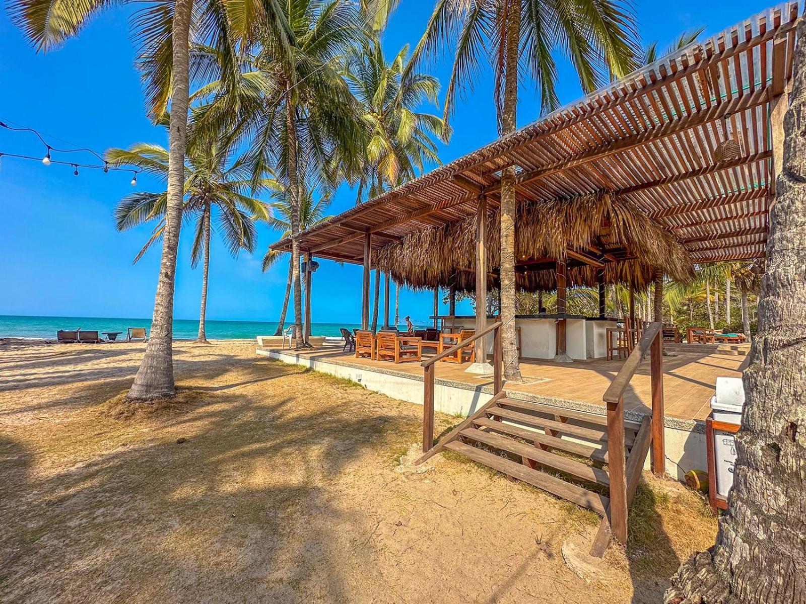 Huku Beach Hostel Palomino Exterior photo