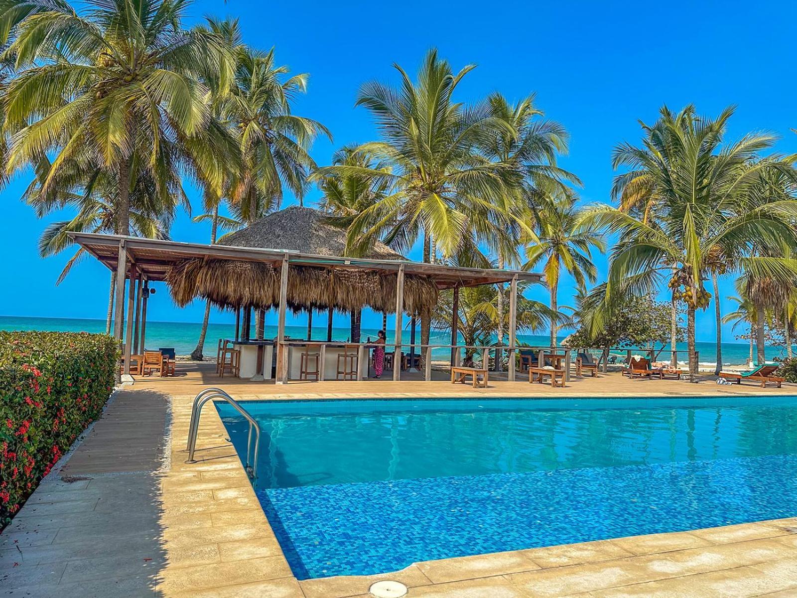 Huku Beach Hostel Palomino Exterior photo