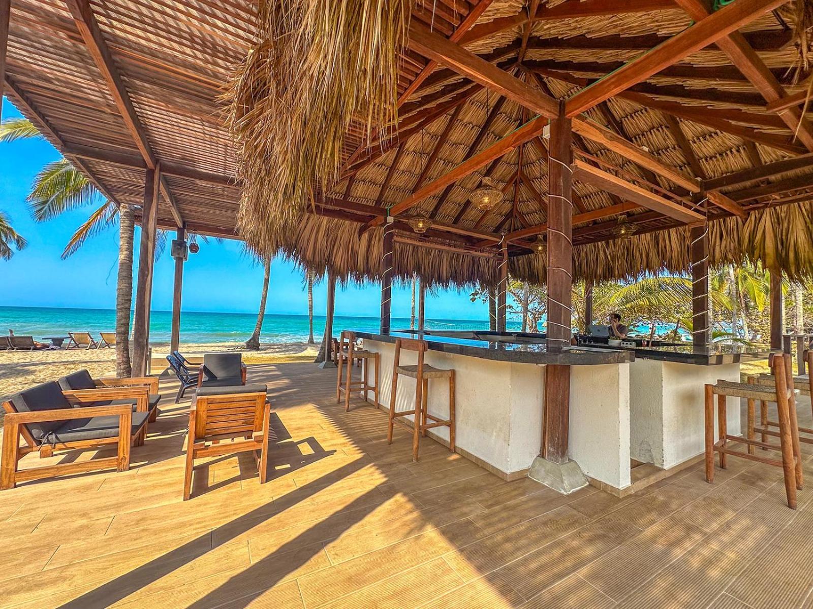 Huku Beach Hostel Palomino Exterior photo