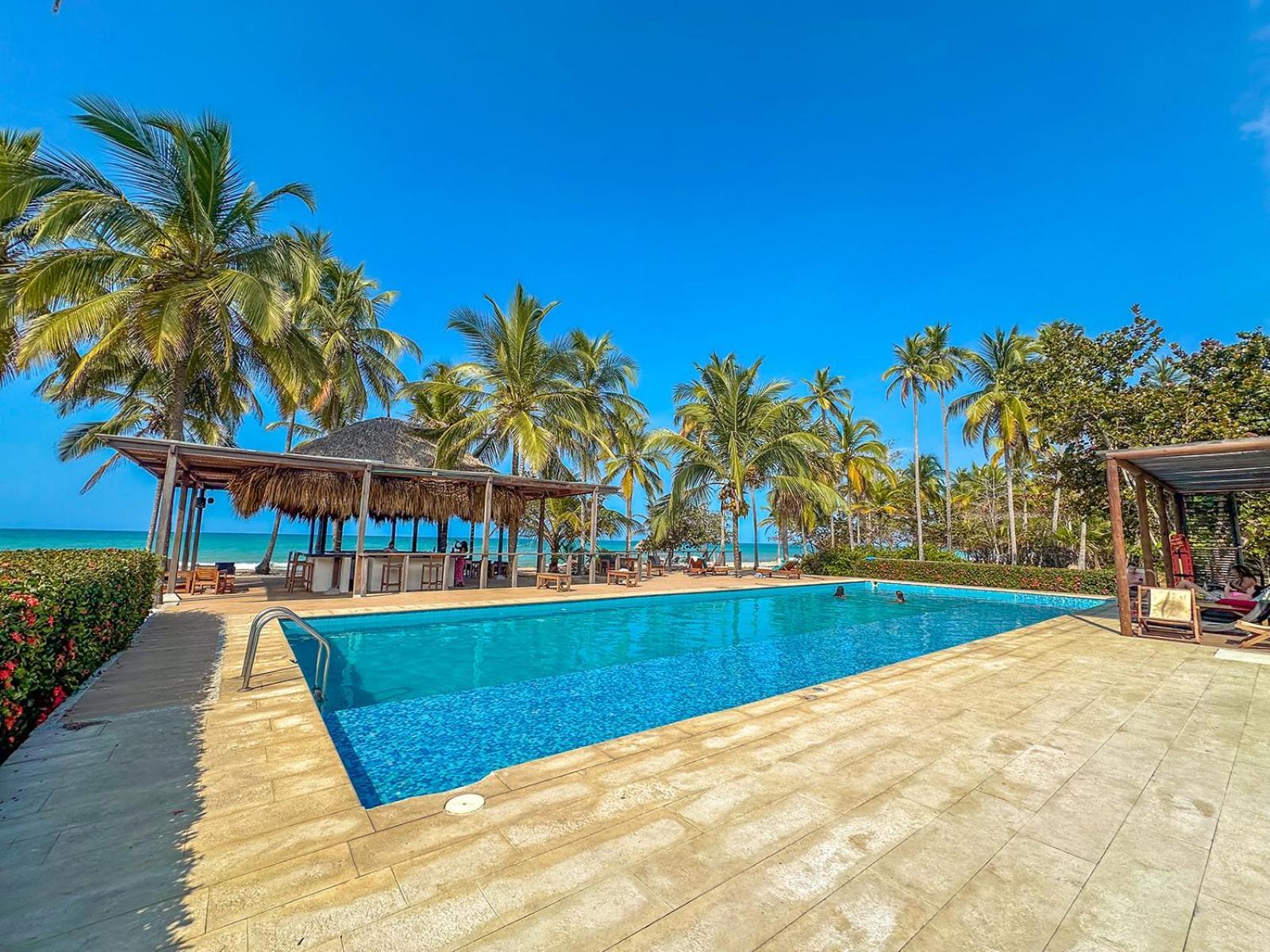 Huku Beach Hostel Palomino Exterior photo