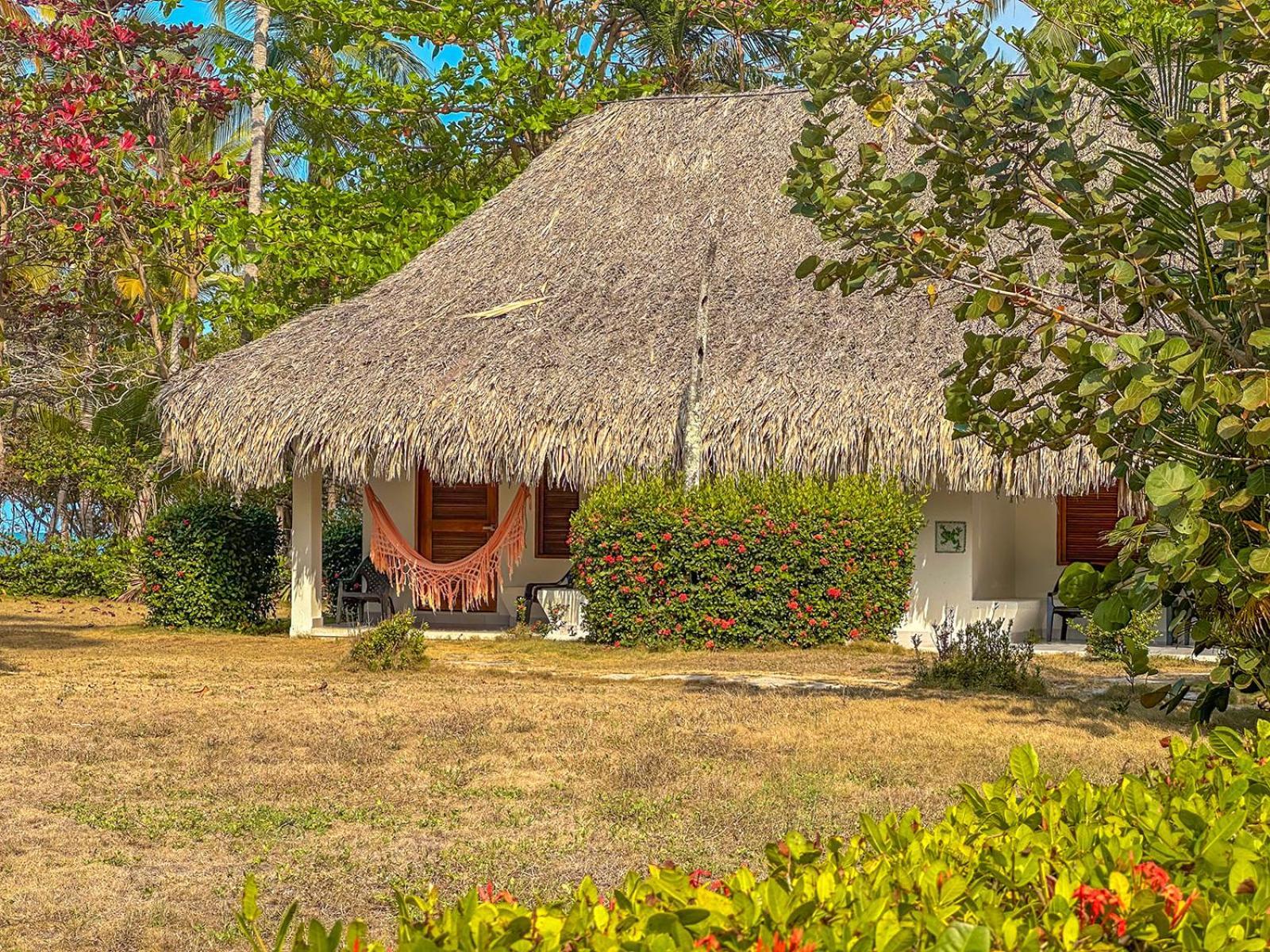 Huku Beach Hostel Palomino Exterior photo