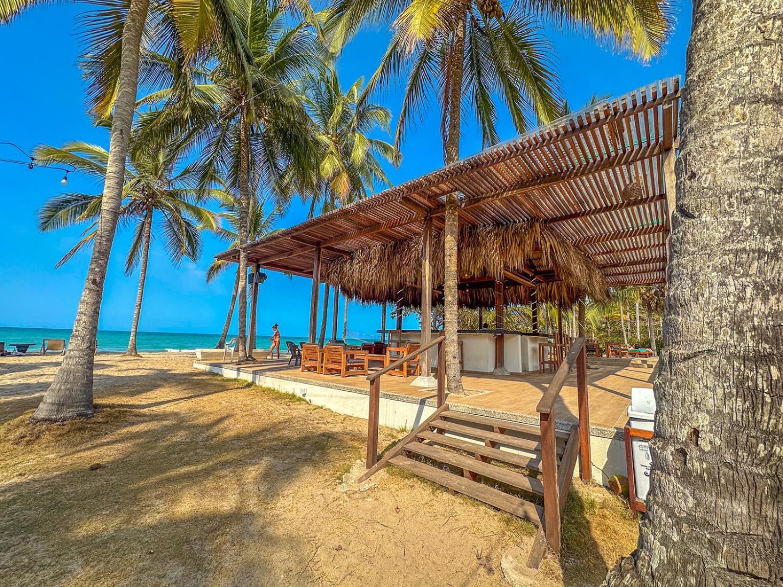 Huku Beach Hostel Palomino Exterior photo