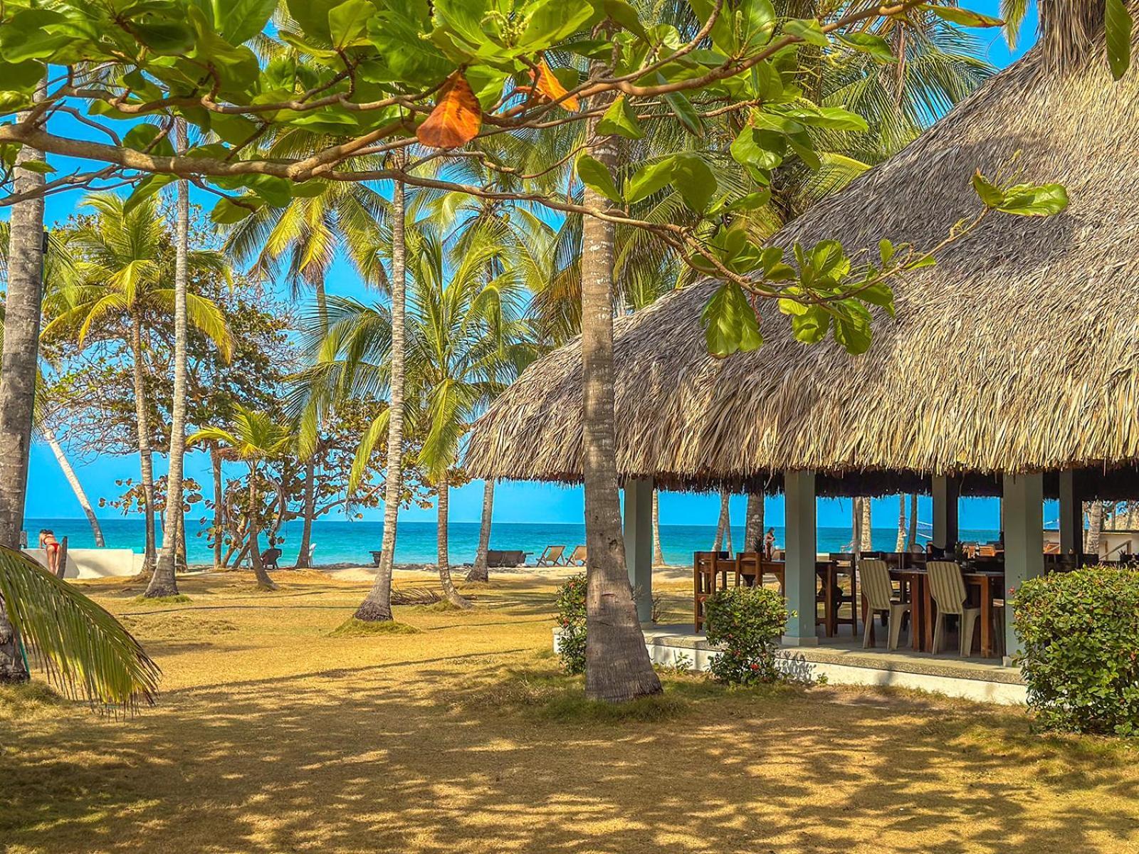 Huku Beach Hostel Palomino Exterior photo