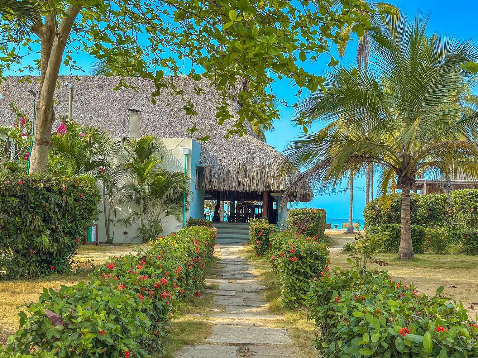 Huku Beach Hostel Palomino Exterior photo