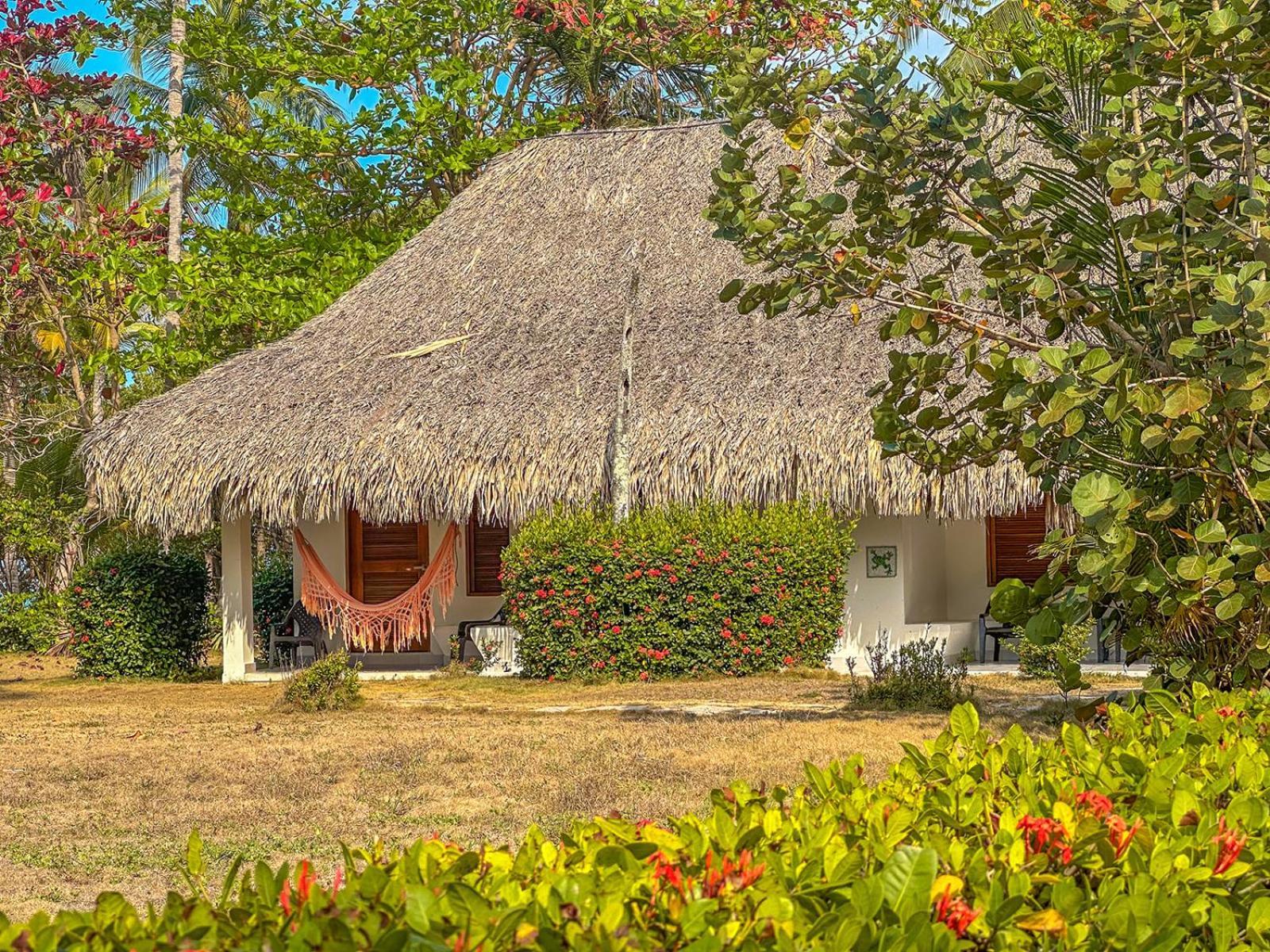 Huku Beach Hostel Palomino Exterior photo