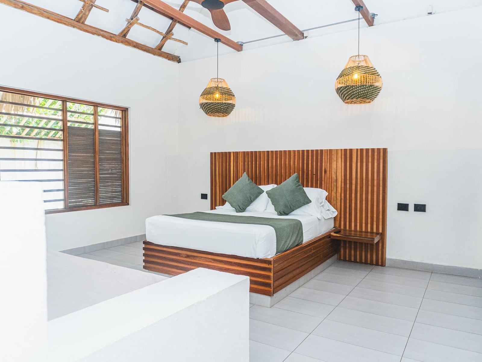 Huku Beach Hostel Palomino Exterior photo
