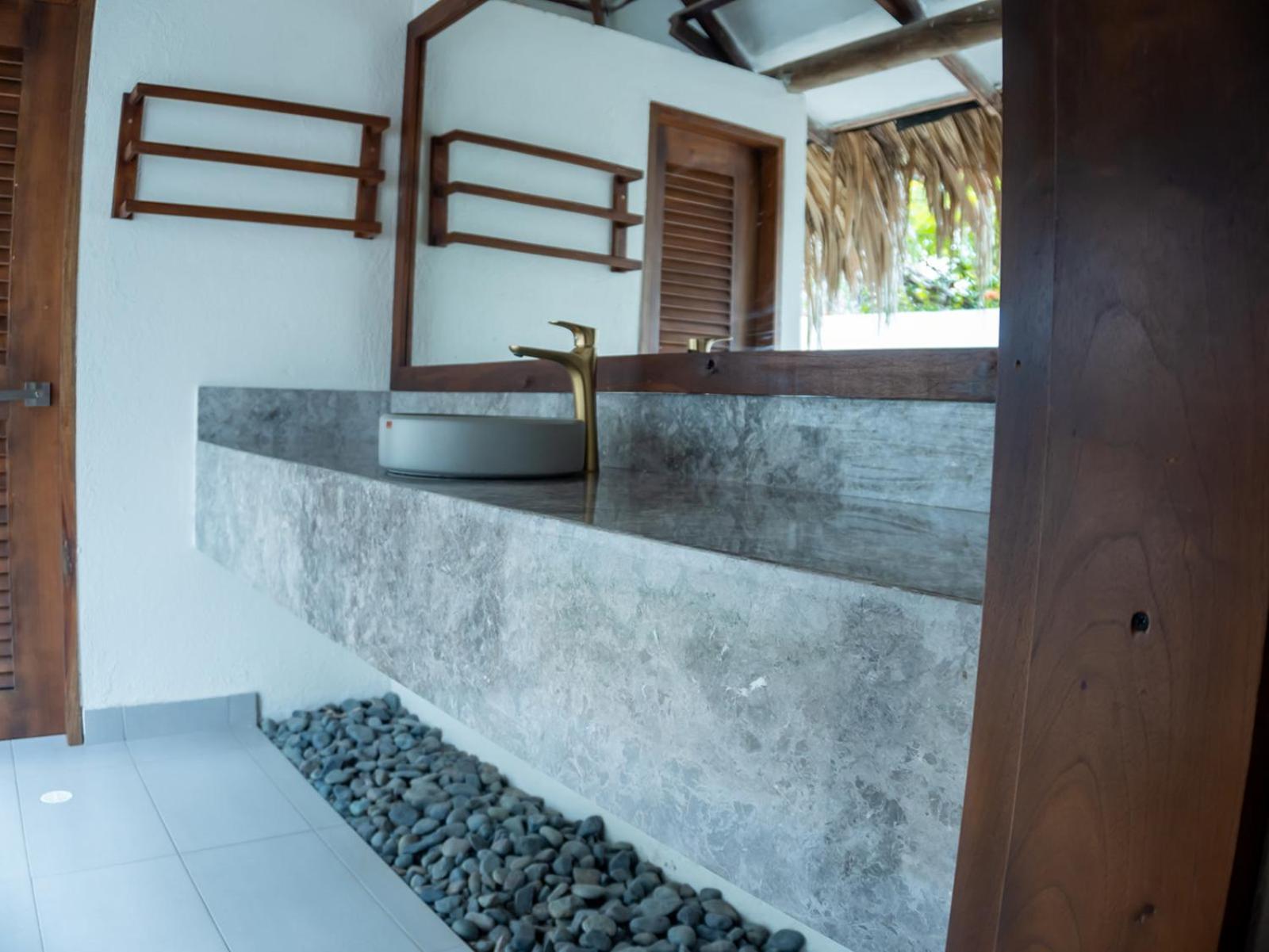 Huku Beach Hostel Palomino Exterior photo