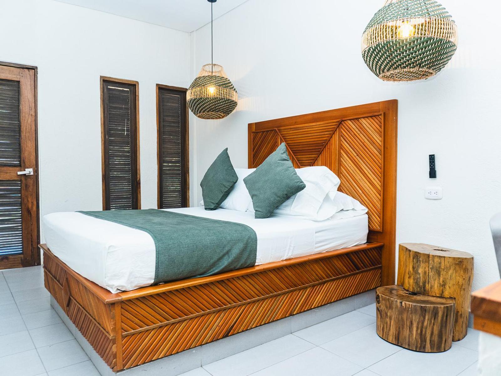 Huku Beach Hostel Palomino Exterior photo